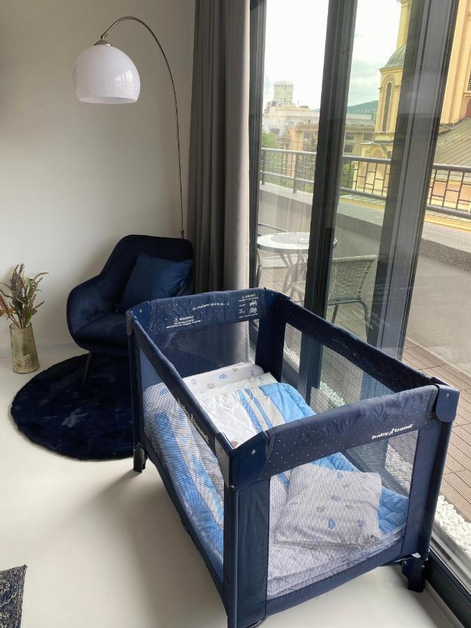 Skyline Apartment